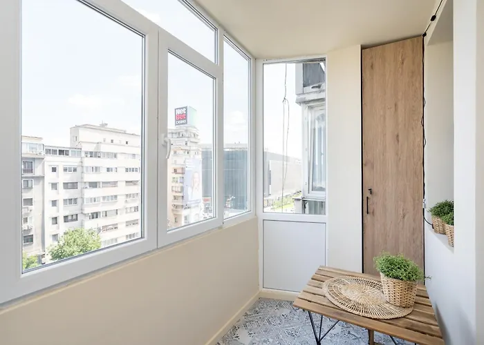 Azul Old Town 布加勒斯特